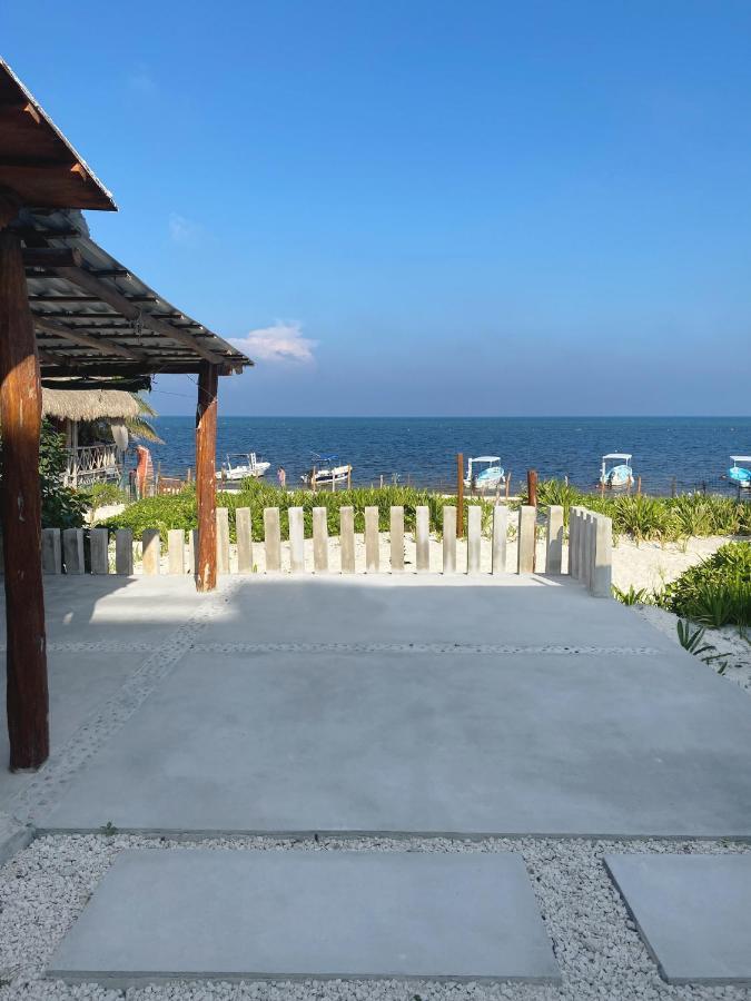 Casa Lucia Beachfront Puerto Morelos Exterior photo
